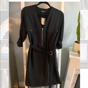 Express black dress with half zipper